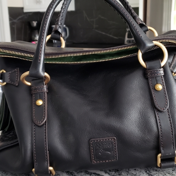 Authentic Dooney and Bourke bag - Picture 1 of 4